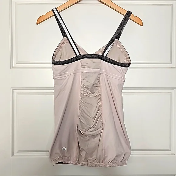 Lululemon Reflective Light Up Tank - Picture 4 of 10